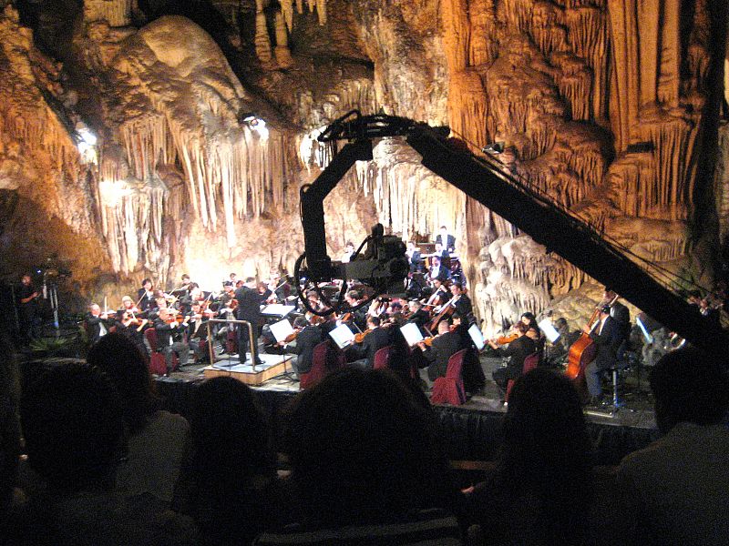 Grabación de 'Los conciertos de La 2' en la cueva de Nerja