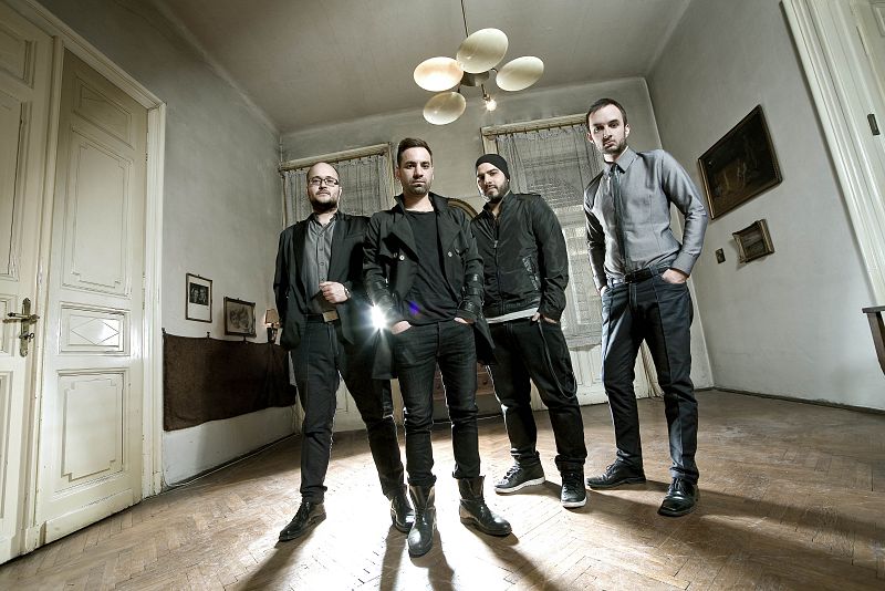 Hungría: Compact Disco canta "Sound of our hearts"