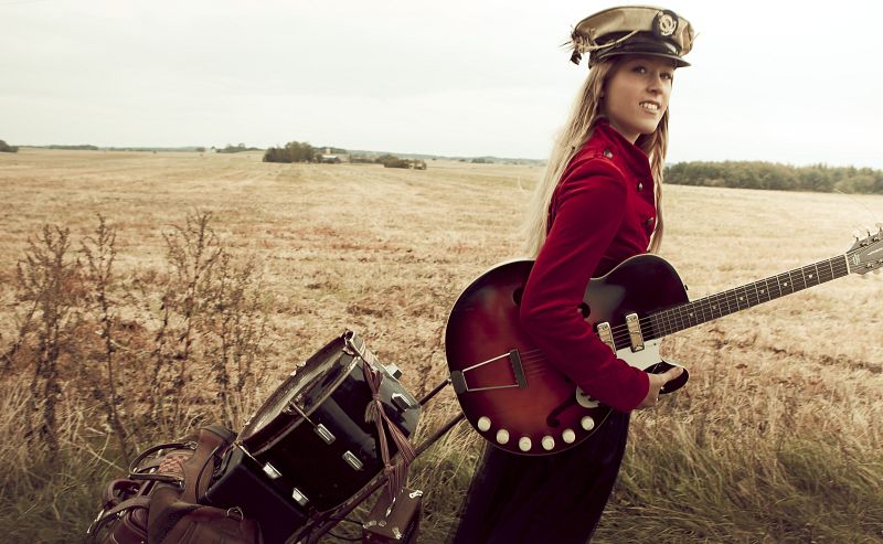 Dinamarca: Soluna Samay canta "Should've Know Better"