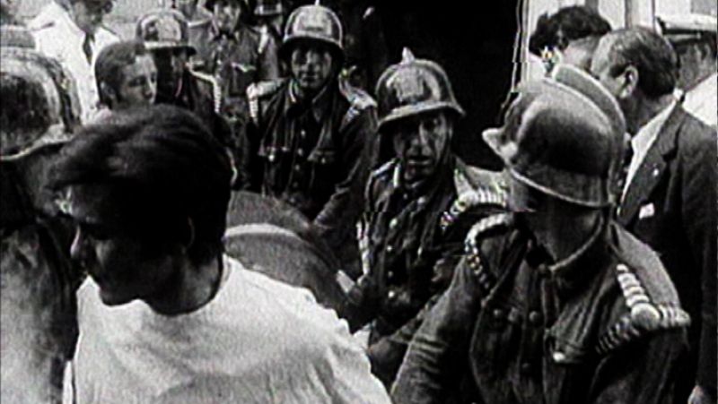 Atentado en la calle del Correo, el primer atentado indiscriminado de la historia de ETA. Primera vez en la que mueren civiles