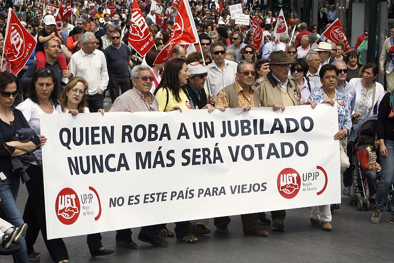 PROTESTA CONTRA LOS RECORTES DEL GOBIERNO