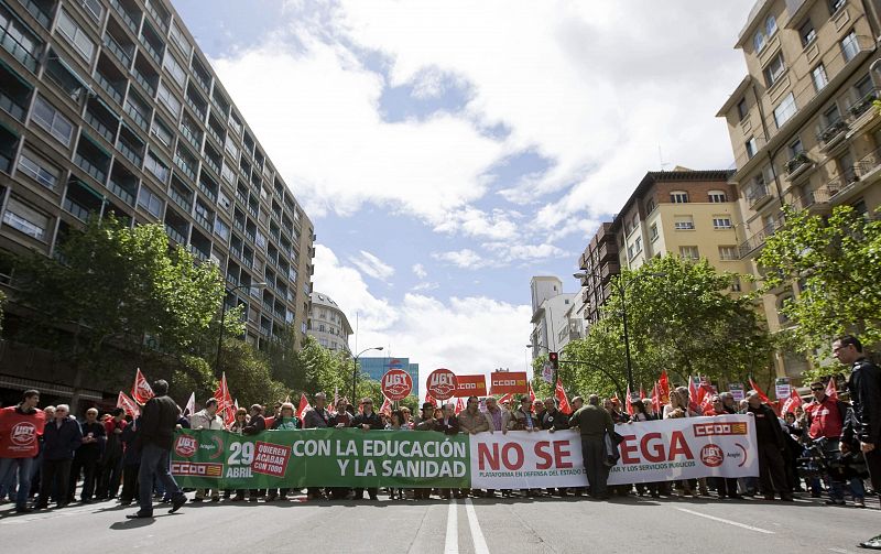 PROTESTA CONTRA LOS RECORTES DEL GOBIERNO