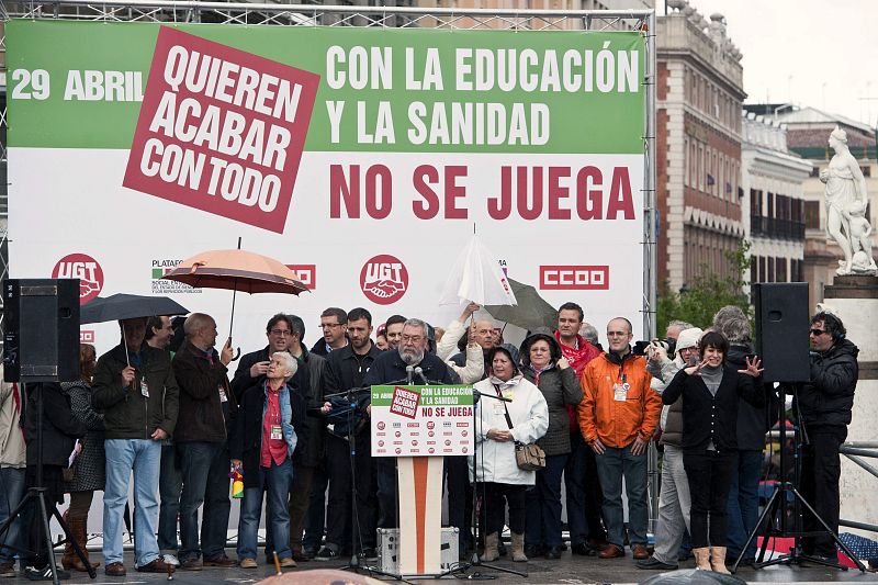 PROTESTA CONTRA LOS RECORTES DEL GOBIERNO