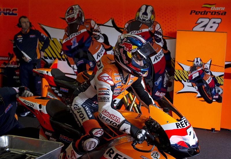 Dani Pedrosa, a punto de salir a rodar a la pista de Jerez.