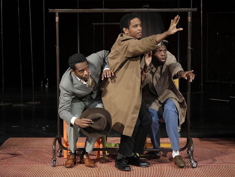 THE SUIT (Peter BROOK) 2012