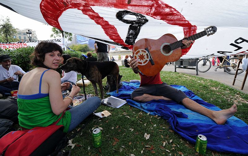 Indignados en la Plaza de Cataluña