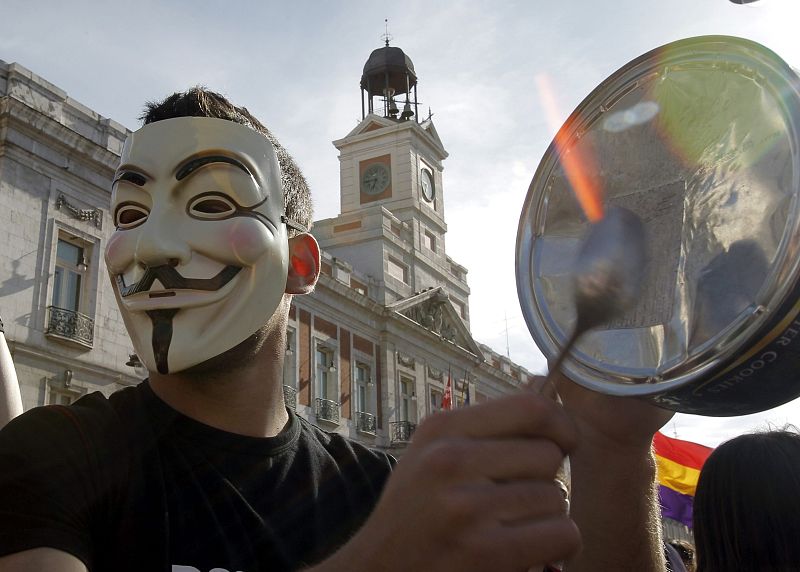LOS INDIGNADOS VUELVEN A CONCENTRARSE HOY EN SOL PARA CONMEMORAR EL PRIMER ANIVERSARIO DEL 15M