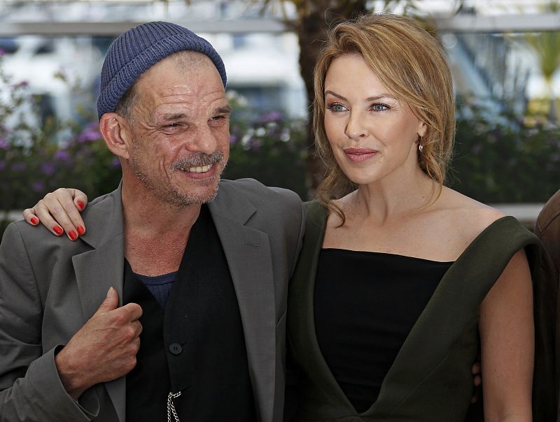 Kylie Minogue y Denis Lavant, protagonistas de "Holy Motors", la nueva película de Leos Carax