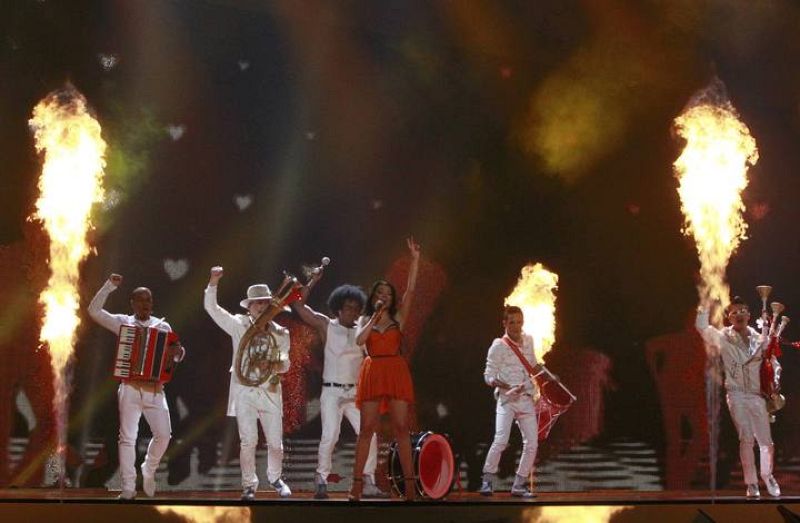 Mandinga, de Rumanía, ha interpretado 'Zaleilah' en castellano.