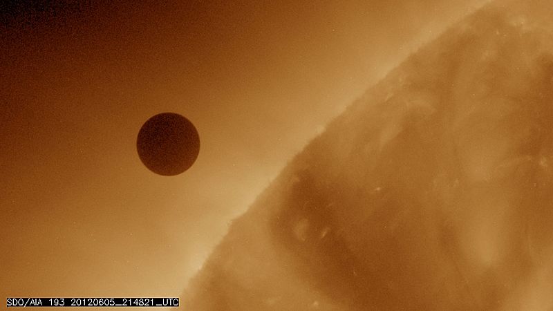 Imagen de la NASA de Venus acercándose al Sol