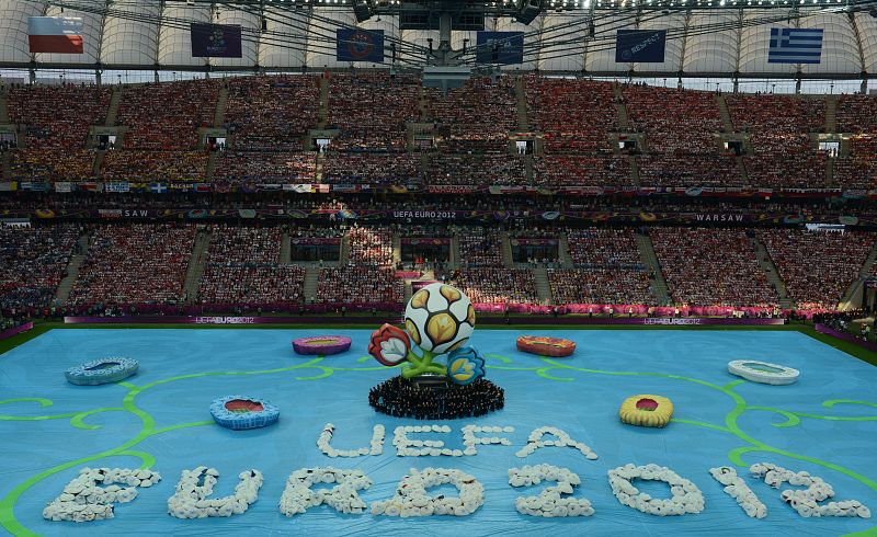 Panorámica de la ceremonia de inauguración de la Eurocopa 2012.