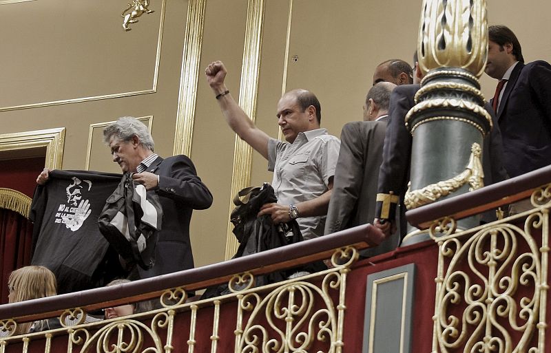 Mineros protestan en el Congreso