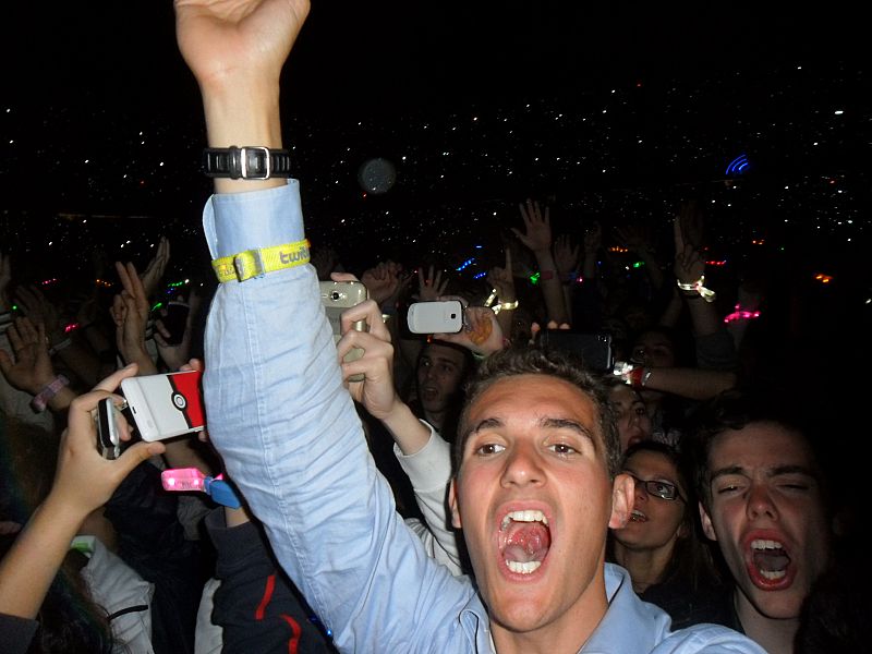 Yo y 55.000 personas cantando 'Paradise'