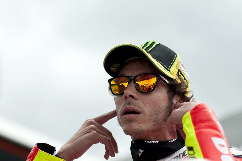 Rossi antes de la salida de MotoGP en Silverstone