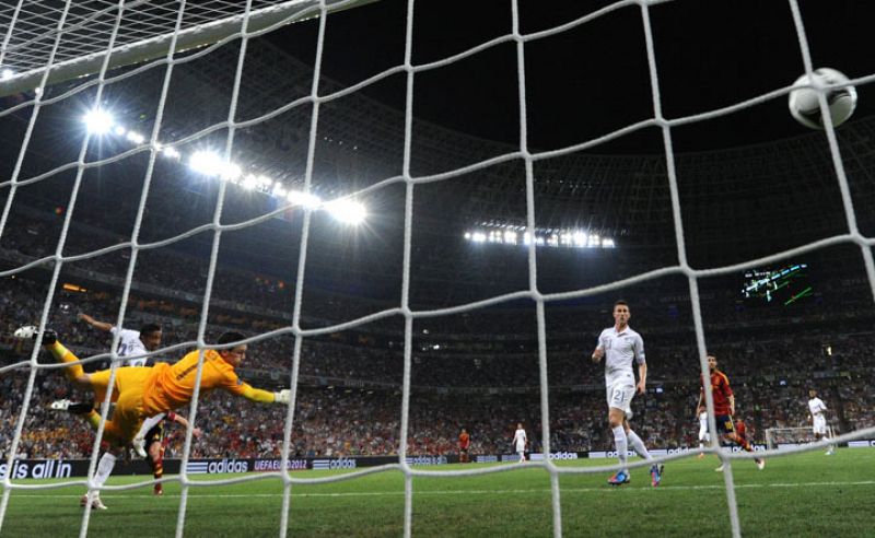 El primer gol de España ante Francia, visto desde otro ángulo.