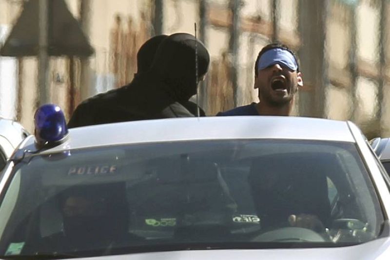 TRASLADO DE LOS PRESUNTOS ETARRAS TRAS EL REGISTRO