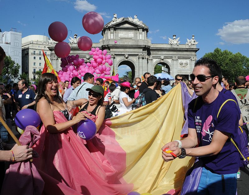 La marcha del Orgullo Gay transcurre en un ambiente festivo