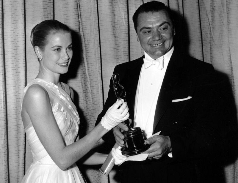 Ernest Borgnine y Grace Kelly