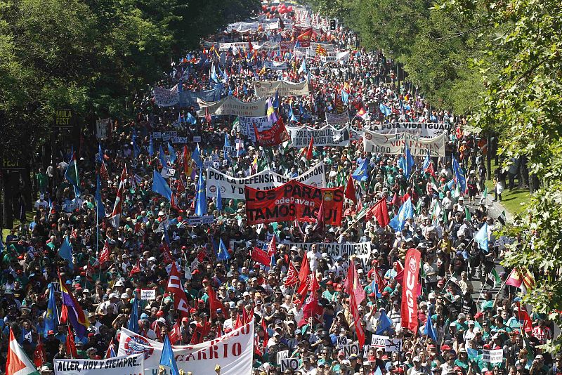 Manifestantes en la marcha minera