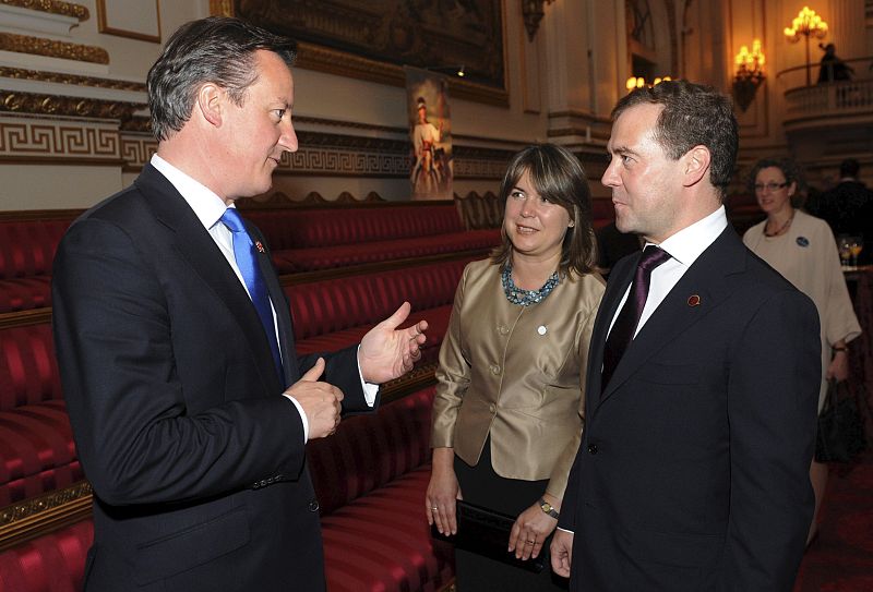 RECEPCIÓN REAL EN EL PALACIO DE BUCKINGHAM