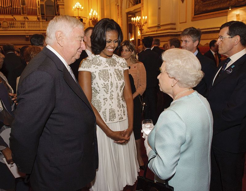 RECEPCIÓN REAL EN EL PALACIO DE BUCKINGHAM