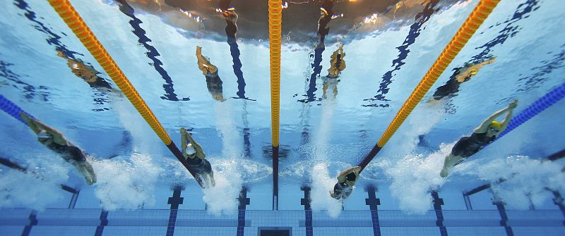 Clasificación femenina de los 200m mariposa.