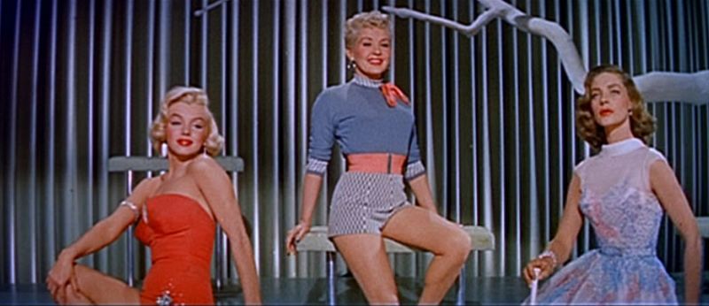 Fotograma de Marilyn Monroe, Betty Grable y Lauren Bacall en el trailer de la película 'Cómo casarse con un millonario', 1953.