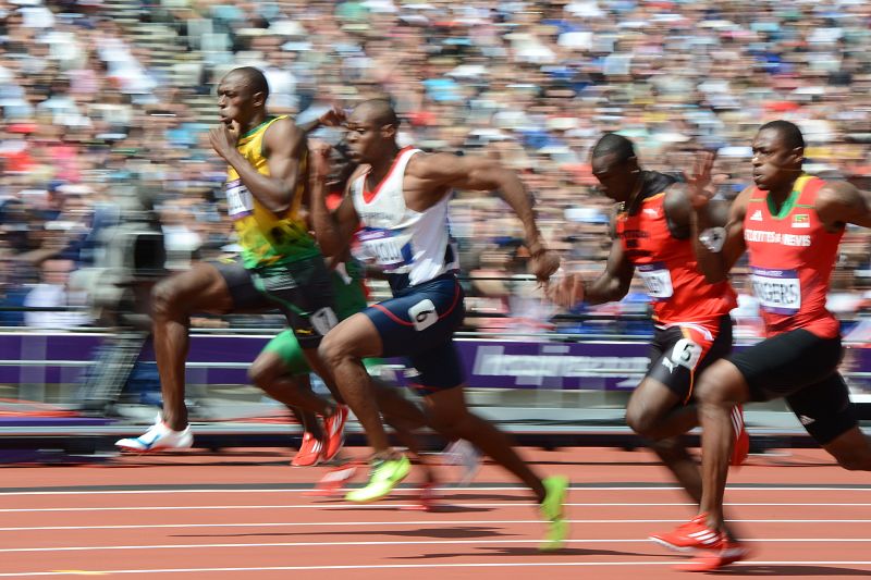 Bolt, tras una mala salida, pasa a comandar su serie