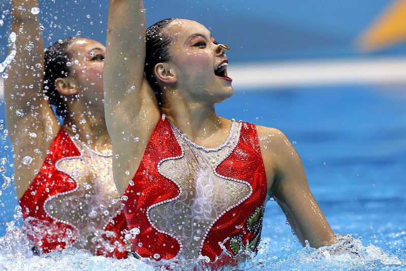 Primer día de natación sincronizada en Londres