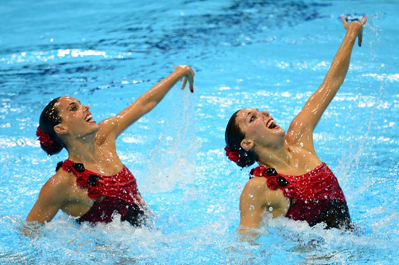 El dúo español formado por Andrea Fuentes y Ona Carbonell Ballestero han logrado un tercer puesto en la rutina libre y se han clasificado en tercera posición de cara a la gran final. Rusia y China están delantes de ellas por el momento.