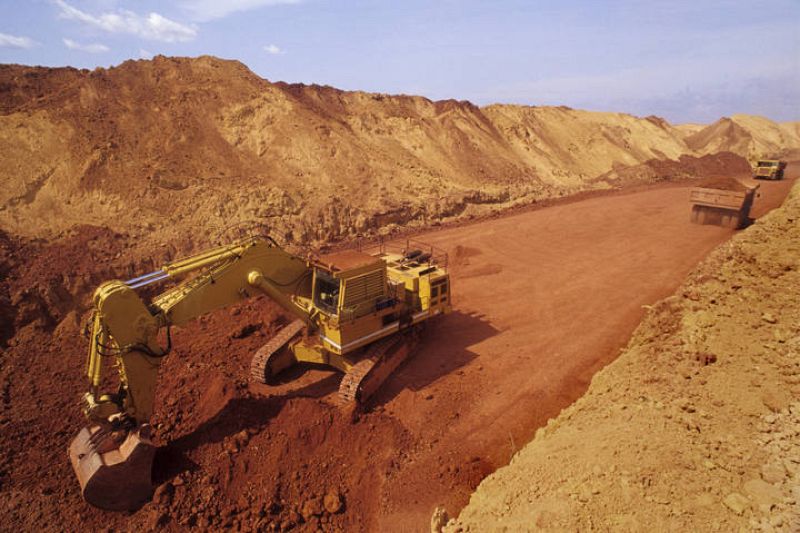 Imagen de una extracción de tierra en la selva Amazónica