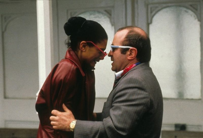 Bob Hoskins en una escena de 'Mona Lisa'