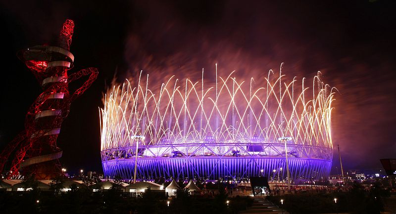 Los fuegos artificiales ponían punto final a la ceremonia de clausura de los Juegos de Londres 2012
