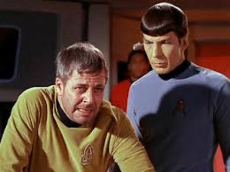 William Windom y Leonard Nimoy (Spock) en Star Trek