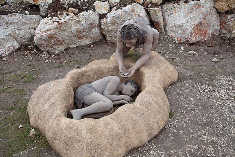 Reconstrucción de un enterramiento neandertal