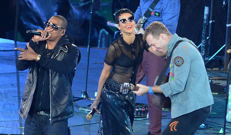 Jay Z, gran amigo de Chris Martin y descubridor de Rihanna, también se sumó a la fiesta.