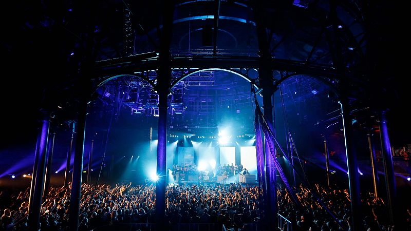 Noel Gallagher's High Flying Birds en el iTunes Festival 2012