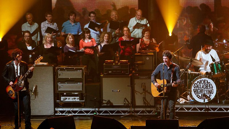 Noel Gallagher's High Flying Birds en el iTunes Festival 2012