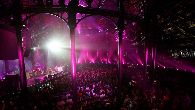 Noel Gallagher's High Flying Birds en el iTunes Festival 2012