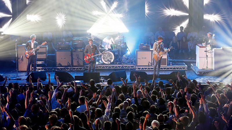 Noel Gallagher's High Flying Birds en el iTunes Festival 2012