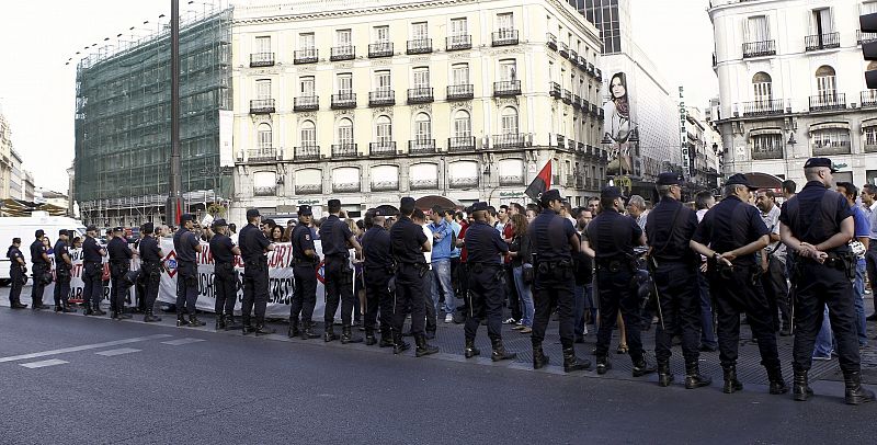 Concentración de trabajadores del metro en la Puerta del Sol