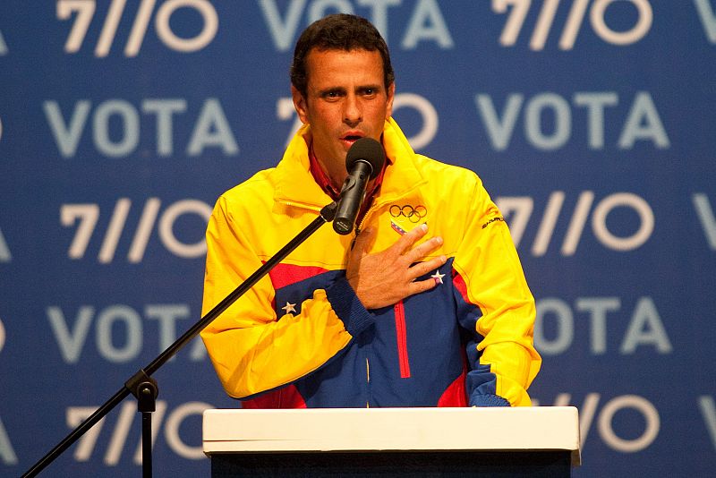 CAPRILES RECONOCE SU DERROTA