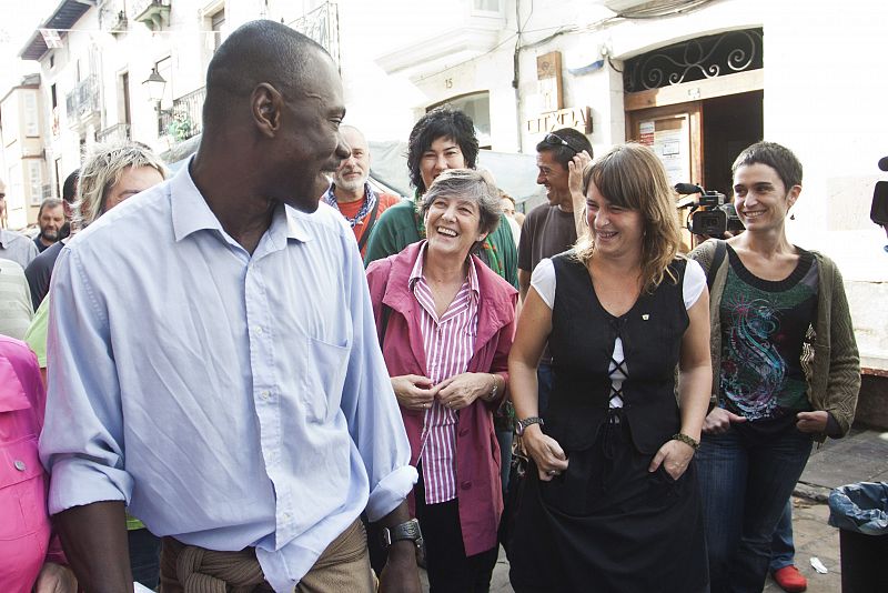 LAURA MINTEGI, VISITA LA FERIA DE AGURAIN