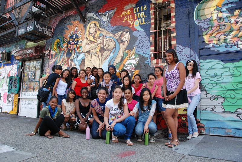 Club de Chicas del Lower Eastside, Tyra Banks