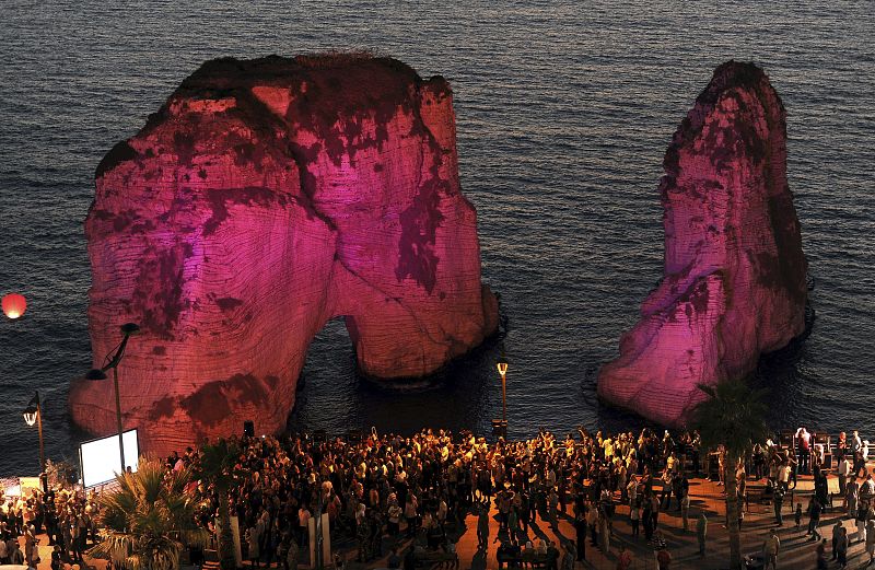 ACTIVISTAS CONTRA EL CÁNCER DE MAMA