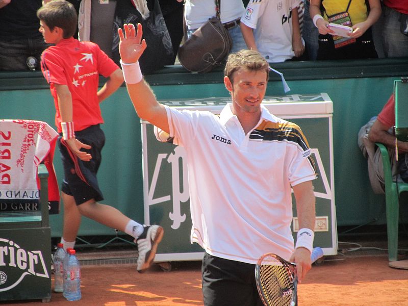 Foto tomada en Roland Garros 2010, tras su victoria en segunda ronda contra Pere Riba