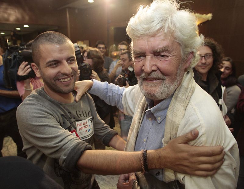 La Alternativa Galega de Esquerda de Xosé Manuel Beiras, tercera fuerza política en Galicia