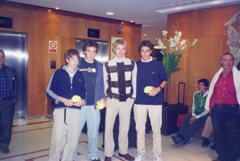 Octubre 2003, con Juan Carlos Ferrero (nº1 del mundo) tras la disputa de su primer partido del Master Series de Madrid.