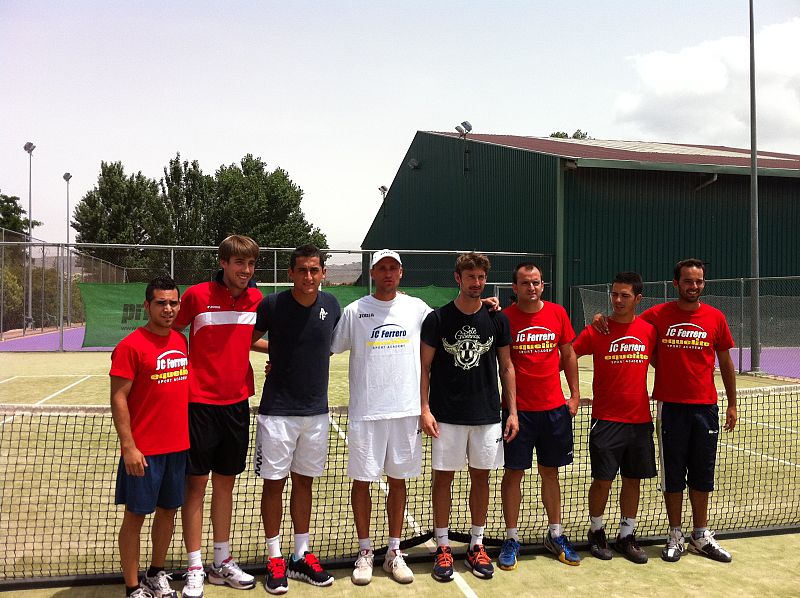 15 días inolvidables en su academia de tenis