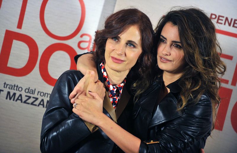 Penélope Cruz se encuentra en Roma, en donde ha asistido a la première de su nueva película, 'Venuto al mondo' ('Volver a nacer'), que dirige Sergio Castellito.